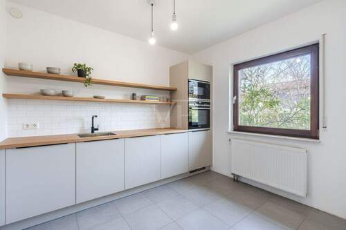 Beispieleinrichtung Küche - 