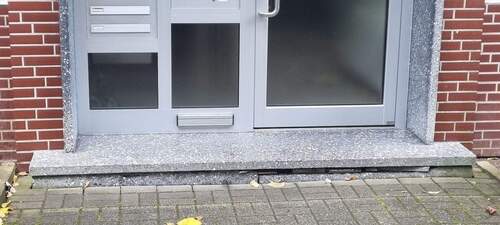 Hauseingang - 3 Zimmer Etagenwohnung zur Miete in Essen