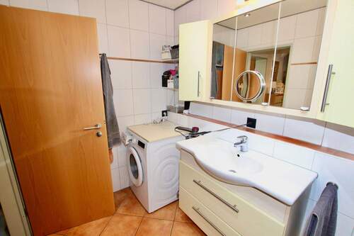 Badezimmer_Ansicht II - 