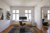 Zimmer 2 mit KI Einrichtung - 