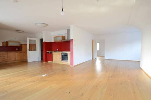 Wohnen Blick Schlafen - 3 Zimmer Etagenwohnung zur Miete in Leverkusen
