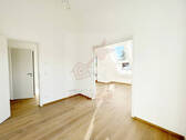 3. Zimmer III - Etagenwohnung mit 73,00 m² in München zur Miete