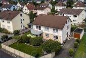 Luftbild Südseite - 7 Zimmer Mehrfamilienhaus, Wohnhaus zum Kaufen in Gottmadingen
