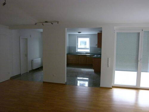 vom Esszimmer zur Küche - Wohnen in ruhiger Umgebung von Kaiserslautern