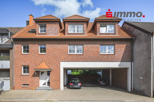 Bild 1 - Überaus gepflegtes Zweifamilienhaus mit Apartment und tollem Grundstück