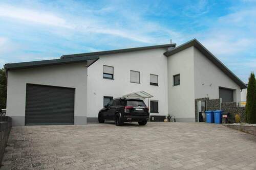 Haus vorne...... - 
