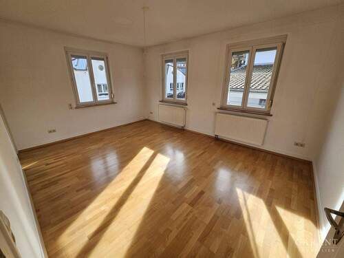 EG Wohnzimmer - 4 Zimmer Einfamilienhaus zur Miete in Balingen