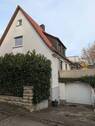 Garage mit Zugang ins Haus - 