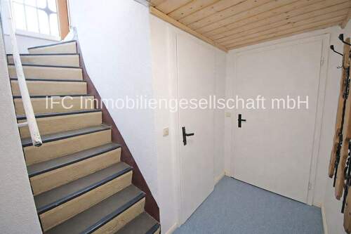 Treppe vom EG ins UG - 