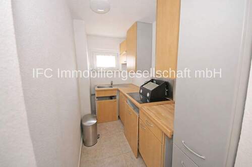 kleine Küche im UG - 