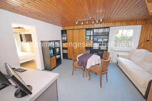 Arbeitszimmer im UG - 