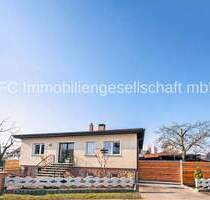 Einfamilienhaus im Bungalowstil mit vielseitig nutzbarer Gewerbeeinheit in Gräfenhainichen