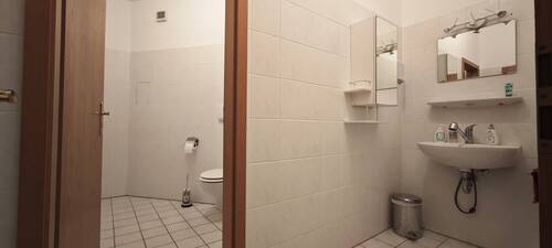WC (1) - 