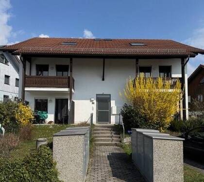20 - Ideale 2-Zi.-Wohnung mit Balkon in Fürstenzell - sehr ruhiger Lage