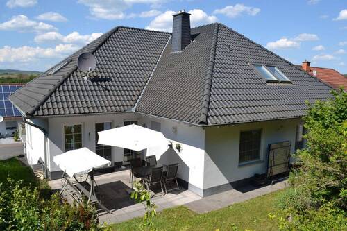 Terasse vom Garten - Einfamilienhaus mit 280,00 m² in Schloßböckelheim zum Kaufen