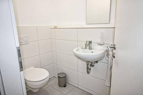 Gäste- WC. - 