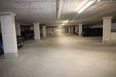 1. Tiefgaragenstellplatz wird mit vermietet - 