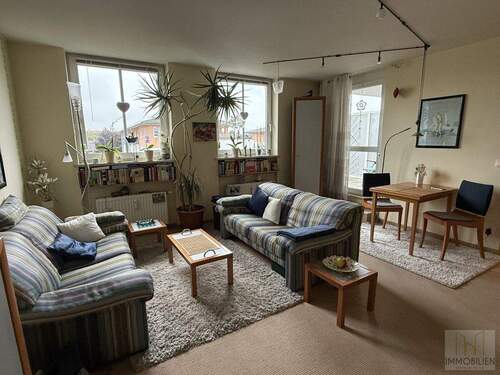 Wohnzimmer mit Terasse - 