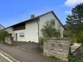 Vorderansicht - 4 Zimmer Etagenwohnung zum Kaufen in Albstadt