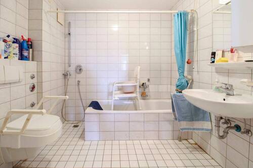 Bad - 3 Zimmer Etagenwohnung in Bad Wimpfen