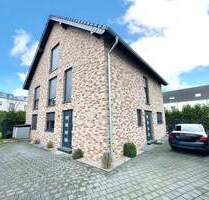 Modernes Einfamilienhaus mit Einliegerwohnung - Neuss Stadionviertel