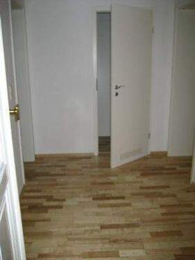 Fichten_1_WE01_Flur.jpg - 2 Zimmer Etagenwohnung in Dresden