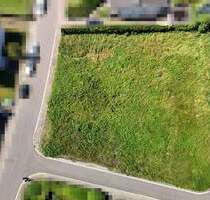 Das perfekte Grundstück für eine großzügige Bebauung oder zwei separate Bauprojekte in Bous