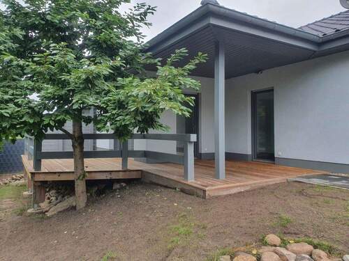 die Terrassen hinten - 