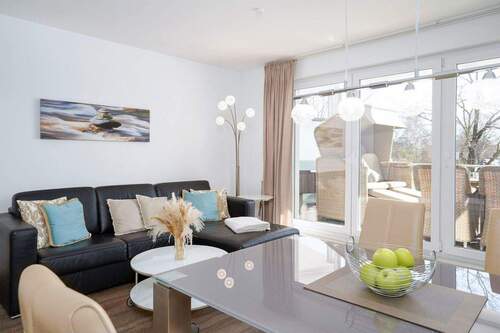 Wohnzimmer mit Terrasse - Wohnung direkt an der Ostsee in Pelzerhaken - provisionsfrei -