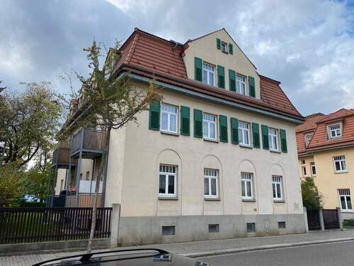 Mehrfamilienhaus - ** FOR SALE ** Sanierte & vermietete Eigentumswohnung mit Balkon unweit vom Elbepark