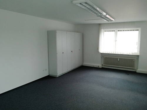 Büro für 4 Pers, Schulung/Besp - 