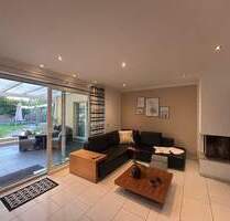 Modernisiertes Zweifamilienhaus - bereits in 2 Eigentumswohnungen geteilt - ca. 328 m² Wohnfläche - Garten - Keller + 404 m² Baugrundstück - Alsdorf Hoengen