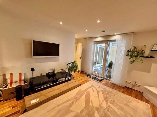 WE1 Kinderzimmer mit Zugang Wintergarten - 