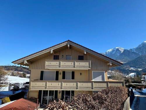 Mitten in den Bergen - 