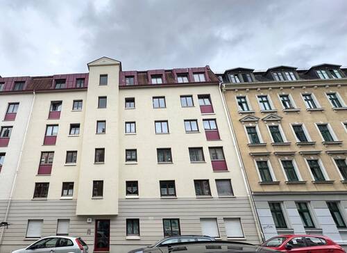 Frontalansicht - 4 Zimmer Etagenwohnung zum Kaufen in Leipzig