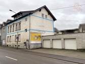 Haus mit Garage - 4 Zimmer Etagenwohnung zum Kaufen in Völklingen / Wehrden (Saar)