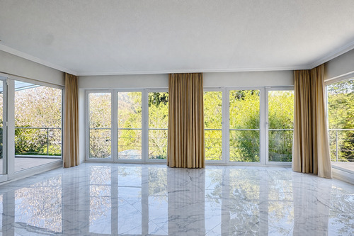 Wohnen - Etagenwohnung mit 186,00 m&sup2; in Baden-Baden zum Kaufen