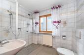 Badezimmer (EG) - 