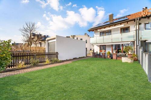 Garten (Virtuelle Darstellung ohne Pool) - Viel Platz für mehrere Generationen - Doppelhaushälfte mit zwei Wohneinheiten in Freimann