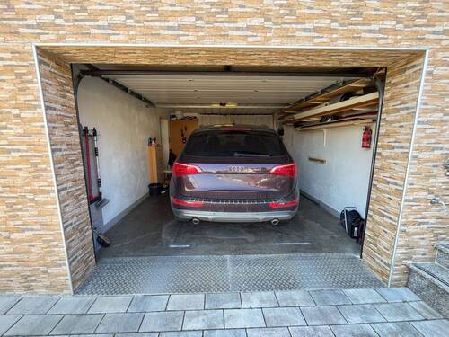 Garage - 