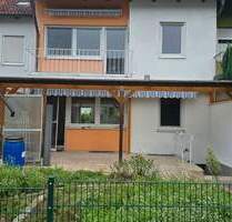 6 Zimmer für die große Familie, renoviert, sofort einziehen - Feucht