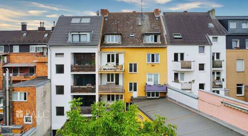 Rückansicht - 1 Zimmer Mehrfamilienhaus, Wohnhaus zum Kaufen in Köln