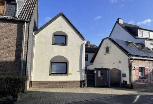Bild 1 - Einfamilienhaus mit Rheinblick - 349.000,00 EUR Kaufpreis, ca.  124,00 m² Wohnfläche