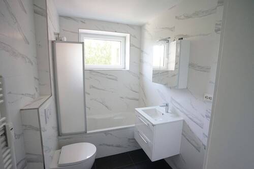 Badezimmer Ansicht II - 