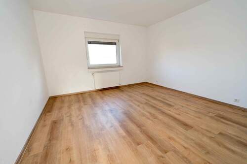 Kinderzimmer / Büro - 