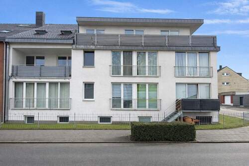 Front 3 - Mehrfamilienhaus, Wohnhaus in Aachen