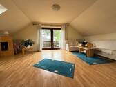 Großes Wohnzimmer im Obergeschoss - 