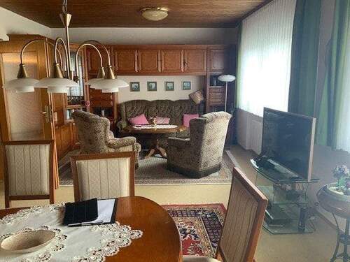 Teilansicht Wohnzimmer EG links - 