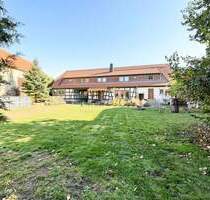 Vierseitenhof mit Bauernhaus, Einliegerwohnung und großem Entwicklungspotenzial - Waldhufen Nieder Seifersdorf
