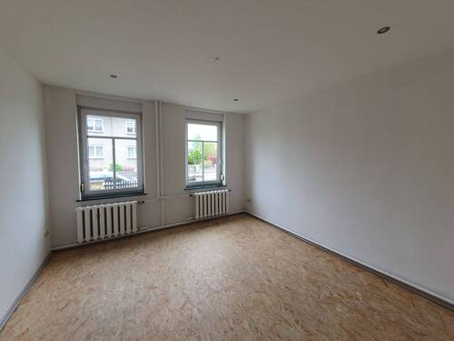 Wohnung EG -- Wohnzimmer - 
